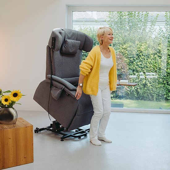 "RELAX" Elektrisk lænestol med hjul & elevation - Ergonomisk & unikt design. NYHED 2025 - Lænestole - Seniorliving
