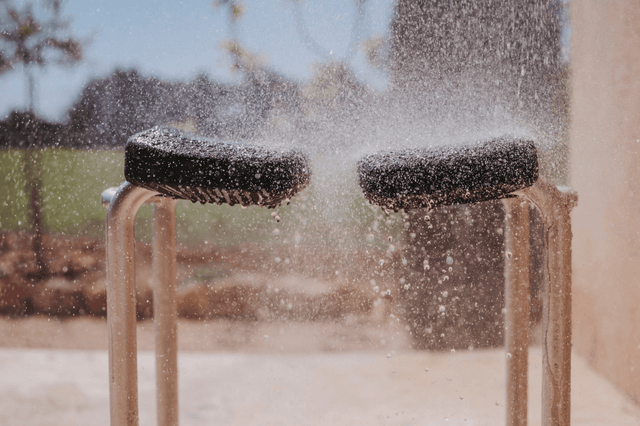 Badstolen - "SPA", 360 graders rotation. Lyxig och unik design - Badbänkar - Seniorliving