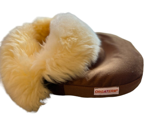 Lyxiga fotvärmare i mjukaste lammskinn. Fler varianter. Maximal överseende! - Fotvärmare i lammskinn - Seniorliving