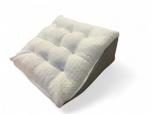 CozyWedge – Din vadderade kilformade huvudkudde med tvättbart överdrag. NYHET! - Hovedpude - Seniorliving