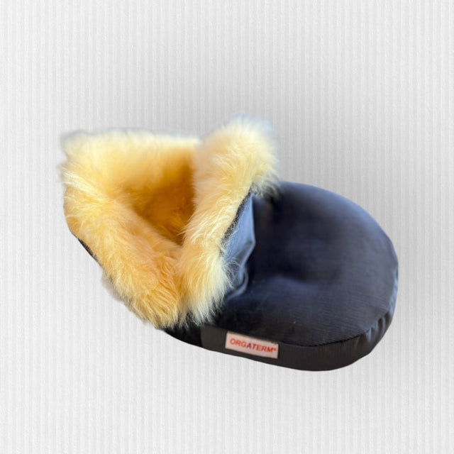 Lyxig fotvärmare i det mjukaste fårskinnet. Flera varianter. Maximal lyx och komfort!