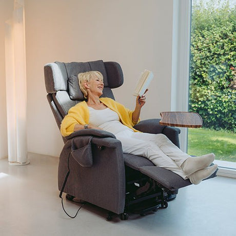 "RELAX" Elektrisk lænestol med hjul & elevation - Ergonomisk & unikt design. NYHED 2025 - Lænestole - Seniorliving