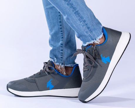 BILLY - "Young Sport Inclusion One". Unika sneakers/träningsskor med dragkedja. GRÅ - Skor med dragkedja - Seniorliving