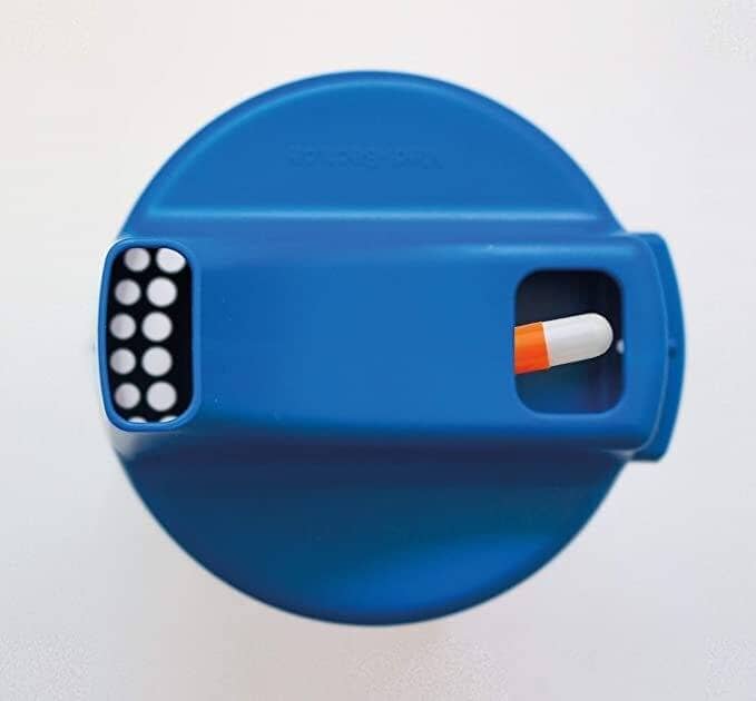 Drickskopp med pip - hjälp för säkert intag av piller &amp; tabletter. - Drickskopp med pip - Seniorliving