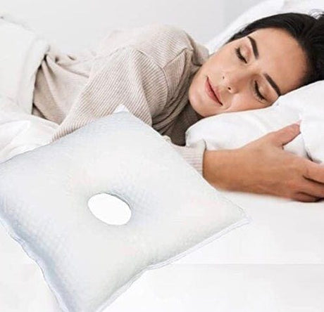 Kudde med hål för örat - Mjuk &amp; perfekt för att sova på sidan. Tryckavlastning! - Kudde - Seniorliving