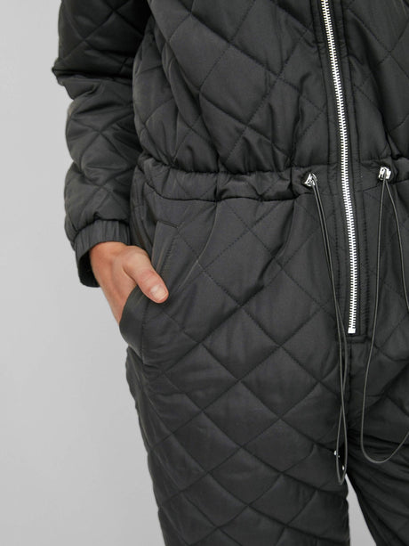 LYX jumpsuit - Quiltad flygdräkt med fleece inuti. Svart. Få nummer! - overall - Seniorliving
