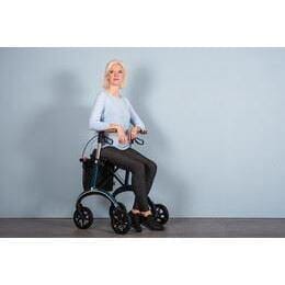 Lyx" kolfiberrollator - unik tysk design och ultralätt rollator. - Utomhusvandrare - Seniorliving