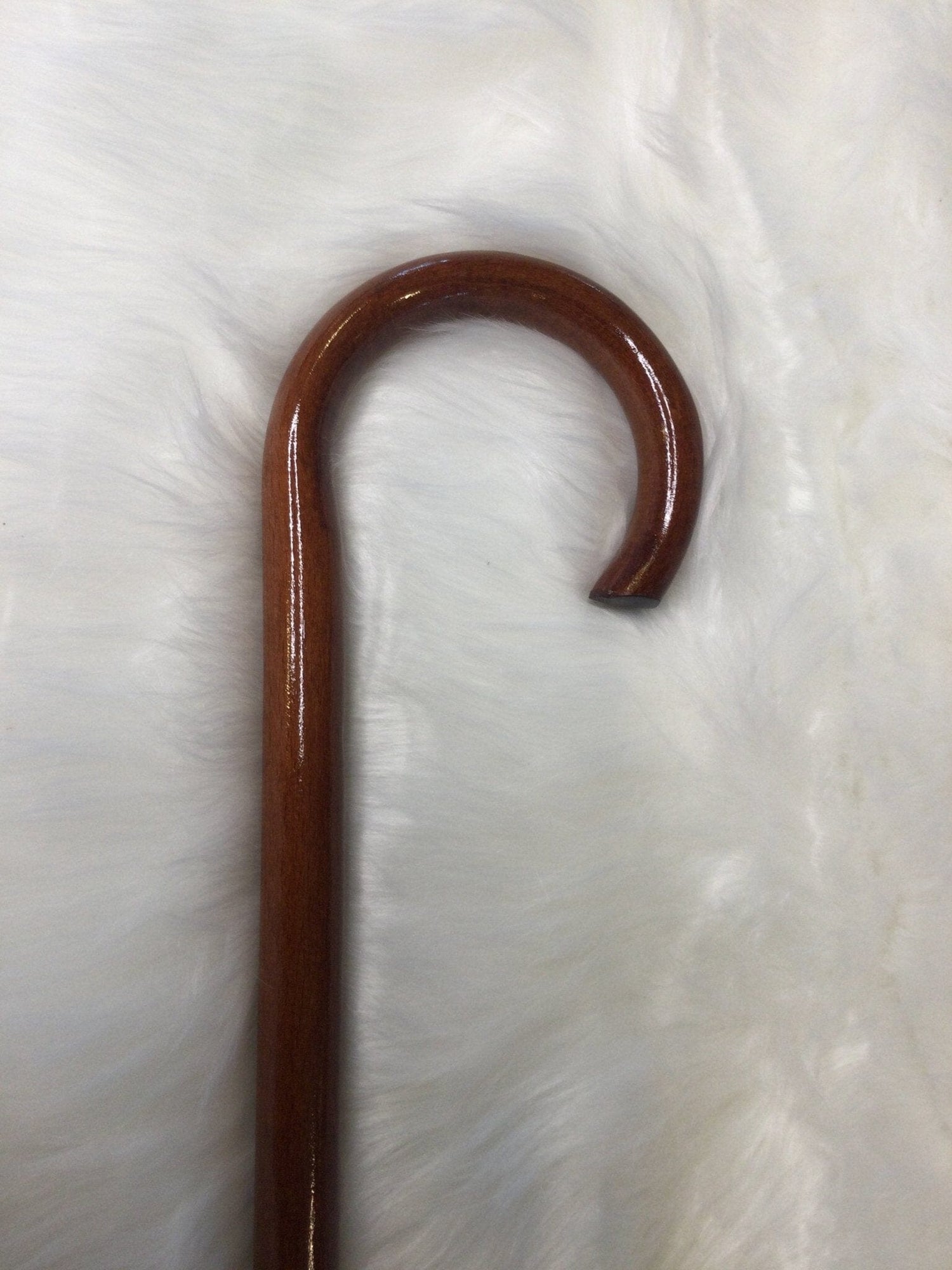 Lyxkäpp i mörkt trä - modell "GIETA" med svängt handtag. 93 cm hög - Pinnar - Seniorliving