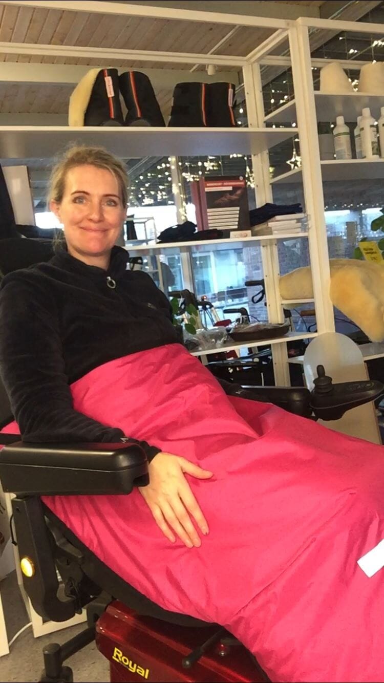 Överdrag för ben med inre fleece - för rullstolsburna. En storlek. 2 färger. - Regnställ för ben - Seniorliving