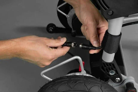 "SplitRider" - Split elektrisk rullstol - Lätt och smidigt. Kan delas upp i 2 delar. Vikbar - Elektrisk rullstol - Seniorliving