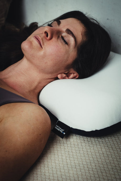 "TRIGGER" Lyxig ergonomisk kudde med kylande gel - Djup sömn och nackstöd - Kudde - Seniorliving