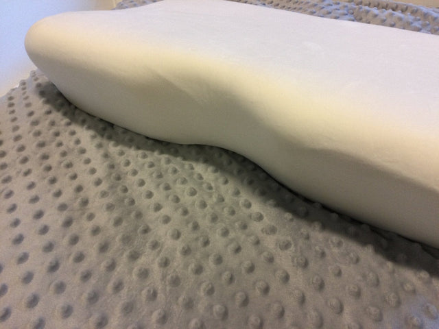Tryckavlastande och mjuk kudde i memory foam - bra axelfrihet (50 x 30) - Kudde - Seniorliving